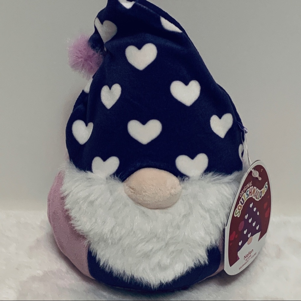 Squishmallow Nefen the Gnome, Valentine 2022 ♥️, 5” New